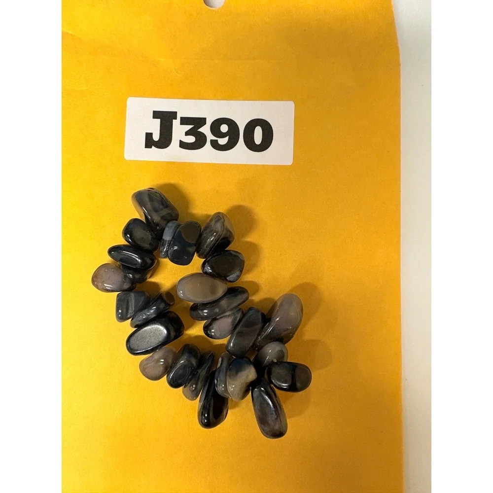Unbranded polished black